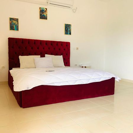 Namaste Hotel & Restaurant Libreville Extérieur photo