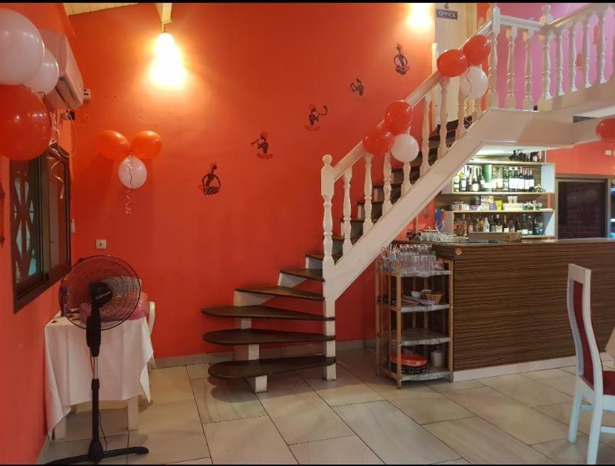 Namaste Hotel & Restaurant Libreville Extérieur photo