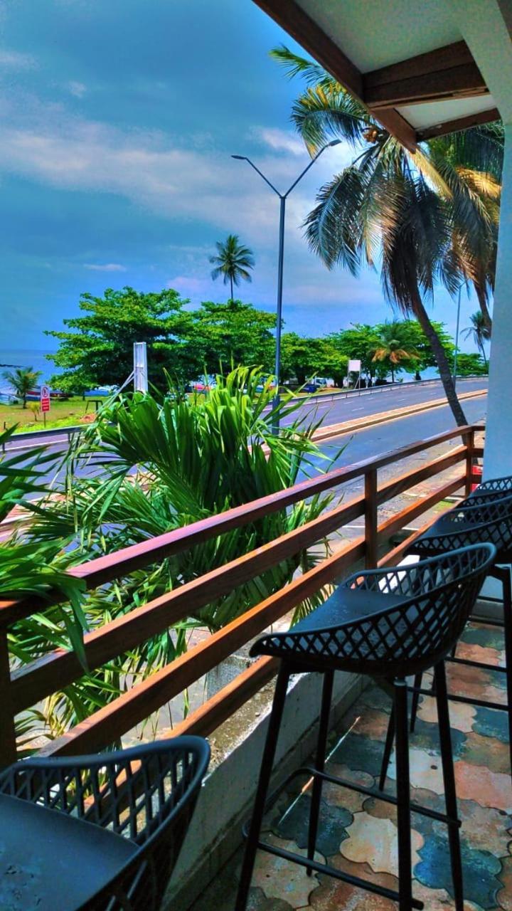 Namaste Hotel & Restaurant Libreville Extérieur photo